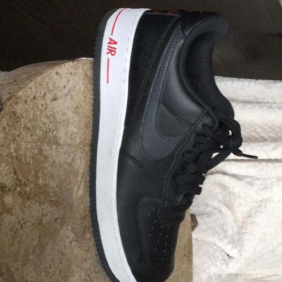 Nike AF one (mens 9.5) - Picture 2 of 6